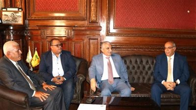 بحوث الصحراء وأكساد يبحثان سبل التعاون المشترك