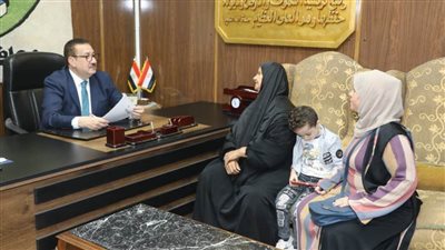 محافظ المنوفية يوجه بالتواصل الدائم والفعال مع المواطنين 