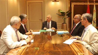 وزير الزراعة يؤكد ضرورة تنمية قدرات مرصد الصحراء والساحل بالتواصل مع المؤسسات الدولية