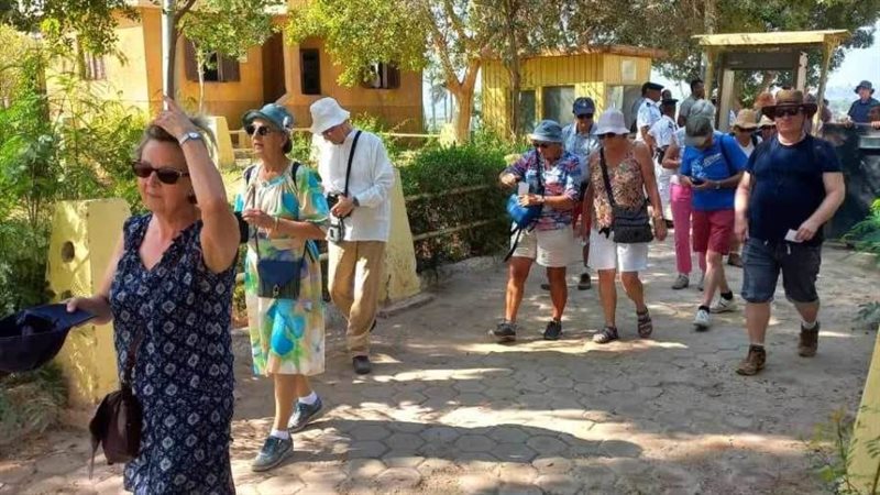 وفود سياحية