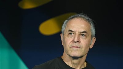 نجم الأهلي يحمل كولر مسؤولية الخروج من الدوري الإفريقي