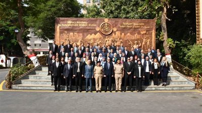 60 عضوًا من أعضاء النيابة الإدارية يحصلون على دورة ناصر العسكرية 