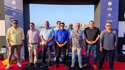 بحضور 1000 مشارك.. وزير الرياضة يطلق إشارة انطلاق بطولة أيرون مان