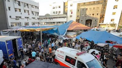  مجزرة جديدة.. طيران الاحتلال يقصف مجمع الشفاء الطبي في غزة