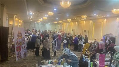 معرض للمنتجات الحرفية واليدوية بنادي ألعاب دمنهور