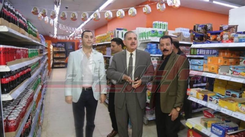 جولة المحافظ