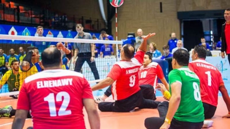 كرة الطائرة جلوس