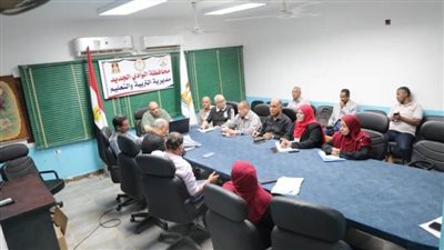 وكيل تعليم الوادي الجديد يوجه بتكثيف المتابعات الميدانية بالمدارس ويبحث سد العجز بمختلف التخصصات