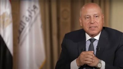 وزير النقل واللوجيستيك المغربي يقوم بزيارة محطة مصر بالقاهرة ومتحف السكة الحديد