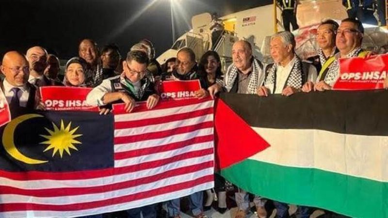 مساعدات ماليزية إلى