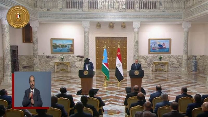 الرئيس السيسي يعقد