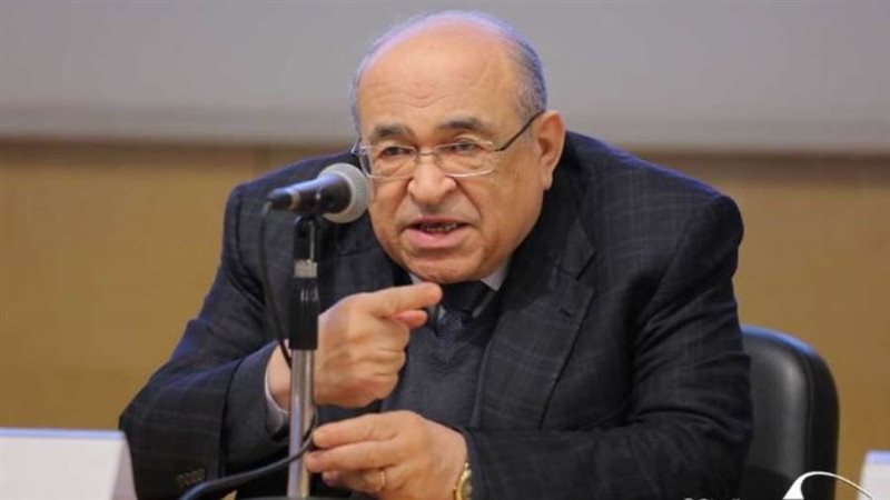 مصطفى الفقي