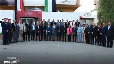 حملة المرشح الرئاسي عبد الفتاح السيسي تستقبل وفد نقابة العاملين بالبترول