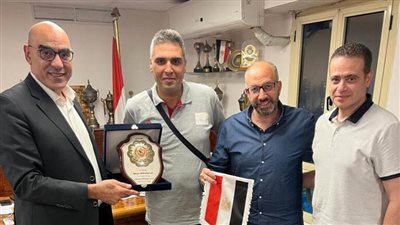 الزمالك يكرم مدرب رجال الطائرة بعد رحيله