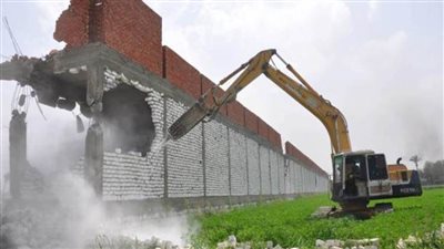 إزالة 242 حالة تعد على الأراضي الزراعية ببني سويف 