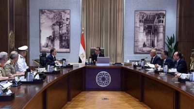 عاجل .. رئيس الوزراء يؤكد أهمية منظومة النقل الذكي على الطرق السريعة ITS