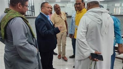 رئيس مركز الفرافرة: حظر تعامل الجمهور مع الموظفين إلا من خلال مركز التطوير التكنولوجي بالوحدة