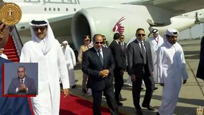 عاجل| الرئيس السيسي يستقبل أمير قطر بمطار القاهرة