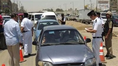 تحرير 2163 مخالفة عدم تركيب ملصق إلكتروني ورفع 55 سيارة خلال يوم