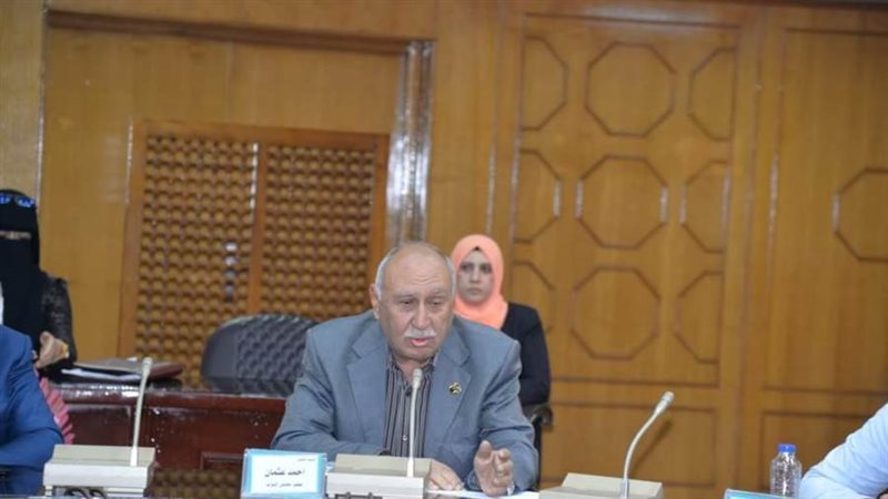 النائب احمد عثمان