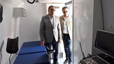 عدد من سيارات الإسعاف المجهزة بشكل حديث تدعم الفيوم