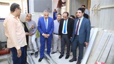 محافظ سوهاج يتفقد أعمال تشطيبات مركز السيطرة الموحد للشبكة الوطنية للطوارئ