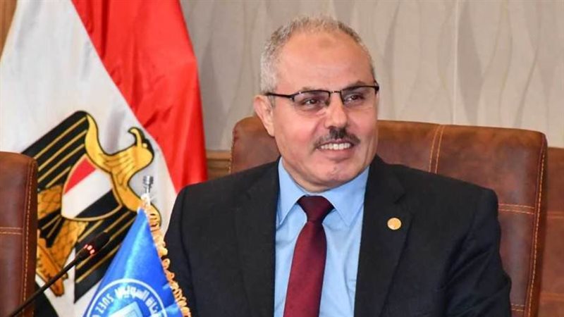 رئيس جامعة قناة السويس