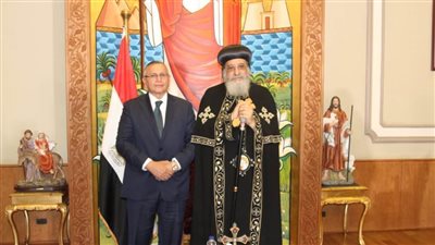 المرشح الرئاسي عبدالسند يمامة يلتقي قداسة البابا تواضروس بالمقر البابوي