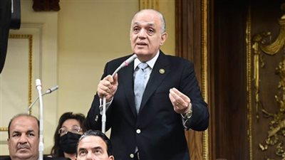 تنمية المشروعات: تفعيل مزايا القانون «152» لصالح المستثمرين والقطاعات غير الرسمية