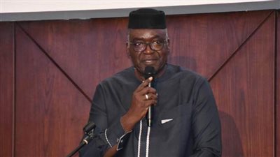 رئيس الاتحاد الإفريقي لليد يصل القاهرة لحضور قرعة كأس الأمم الإفريقية 