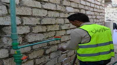 تركيب 312 وصلة مياه مجانية للأسر الأولى بالرعاية بمحافظة البحيرة