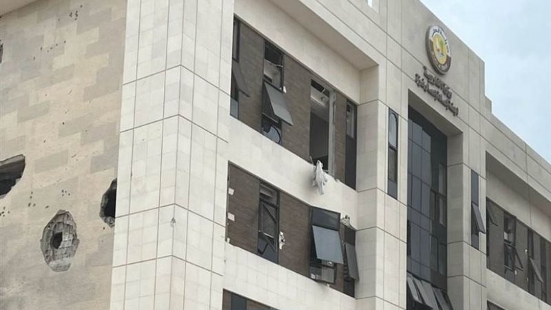 قصف مقر اللجنة القطرية