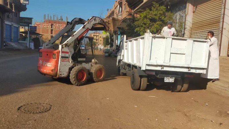 رفع تراكمات القمامة