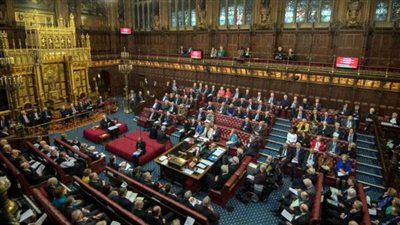 عاجل.. عشرات النواب البريطانيين يطالبون 