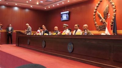 بحضور نائب مدير أمن سوهاج إجراء القرعة العامة للحج على عدد ٢٥٨ حاجا