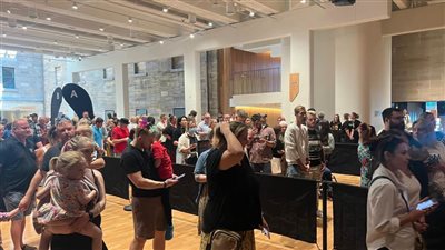 إقبال جماهيري ضخم على زيارة معرض 