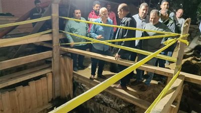 رئيس شركة مياه الشرب بالبحيرة يتابع إصلاح خط انحدار محطة الصرف برشيد