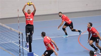 الأهلي يفتتح مشواره في دوري الطائرة بالفوز على المقاولون العرب