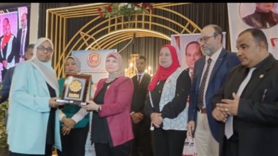 دفعة من دبلومة إدارة المستشفيات ومكافحة العدوى والجودة