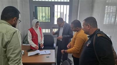 وكيل وزارة الصحة في جولة تفقدية بالوحدات الصحية بمركز الفرافرة بالوادي الجديد