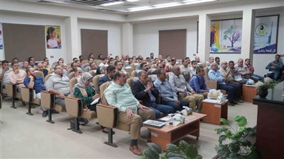 رئيس مياه سوهاج يؤكد كفاءة تشغيل مرافق الشرب والصرف الصحي وجاهزية المعدات للطوارئ