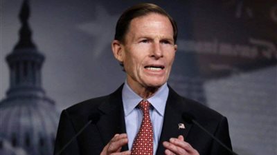 سيناتور أمريكي يدعو إسرائيل وواشنطن لنشر المزيد من المعلومات الاستخبارية عن 