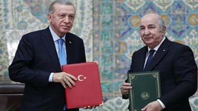 الجزائر وتركيا توقعان على 13 اتفاقية ومذكرة تفاهم في العديد من المجالات
