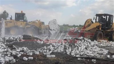 بيلا تنفذ 9 قرارات إزالة تعديات علي الأراضي الزراعية بكفر الشيخ