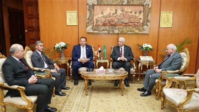 الرقابة الصحية وجامعة المنوفية يناقشان خطة حصول المنشآت الطبية على الاعتماد بالتأمين الصحي الشامل