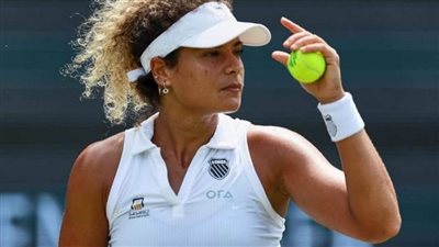 ميار شريف تتأهل لثاني أدوار بطولة فالنسيا للتنس