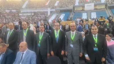 رئيس جامعة الوادي الجديد يشارك في مؤتمر تحيا مصر لدعم فلسطين باستاد القاهرة