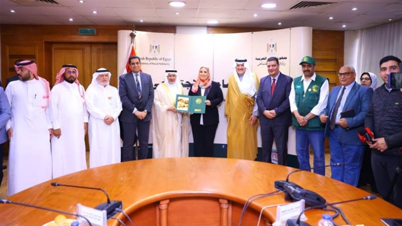 خلال لقاء الوزيرة