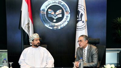 رئيس هيئة الاستثمار ووزير التجارة العماني يبحثان تعميق التعاون الاستثماري
