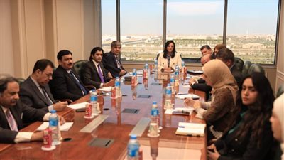 نائب وزير السياحة والآثار تلتقي وفدًا من باكستان